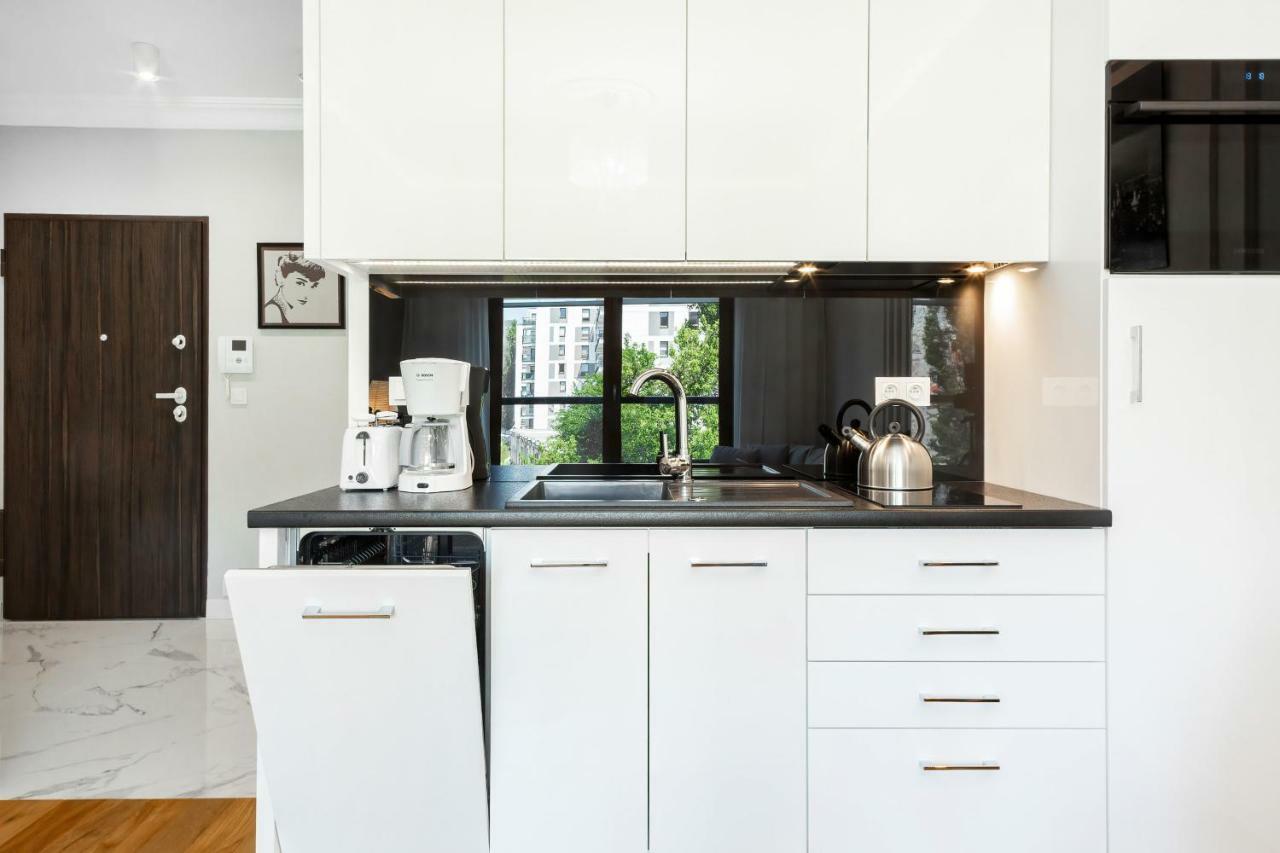 Apartments Warsaw Grzybowska By Renters Ngoại thất bức ảnh